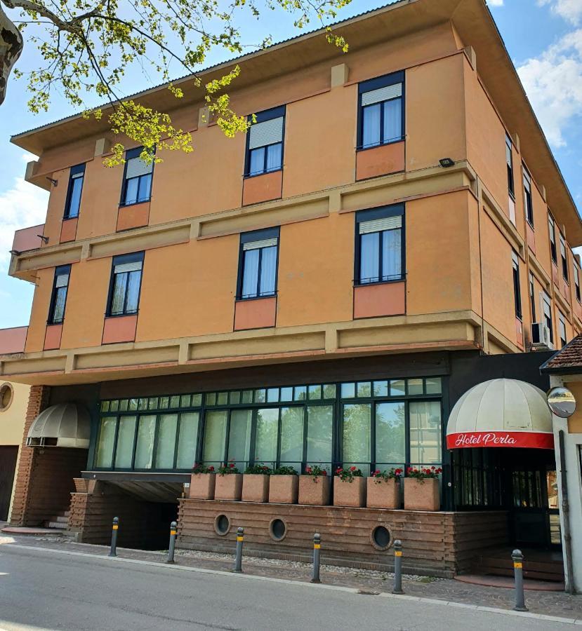Hotel Perla Massa Lombarda Exterior foto