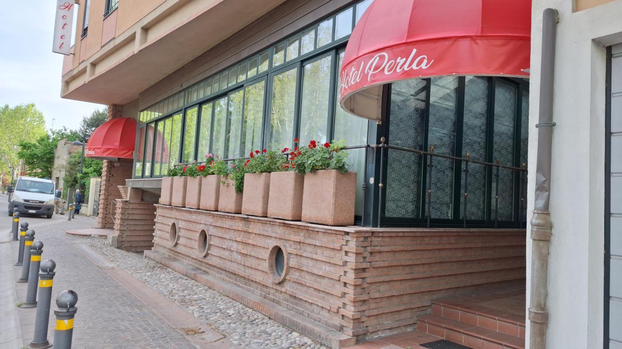 Hotel Perla Massa Lombarda Exterior foto